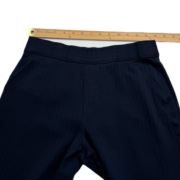 Elegant Navy Wide-Leg Pants - Picture 10 of 12